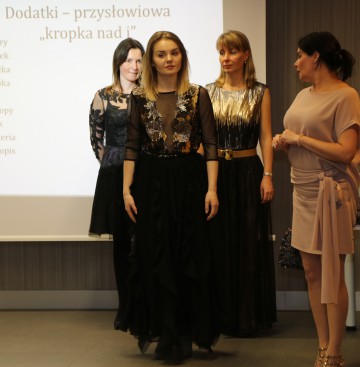 Profesjonalny kurs Dress code z okazji Dnia Kobiet